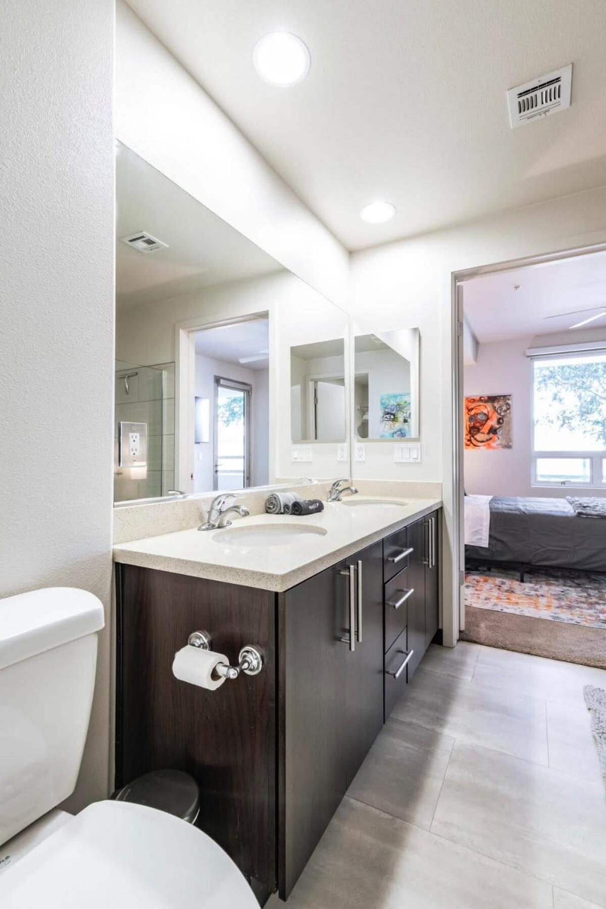 2br Modern Luxury Weho Appartement
